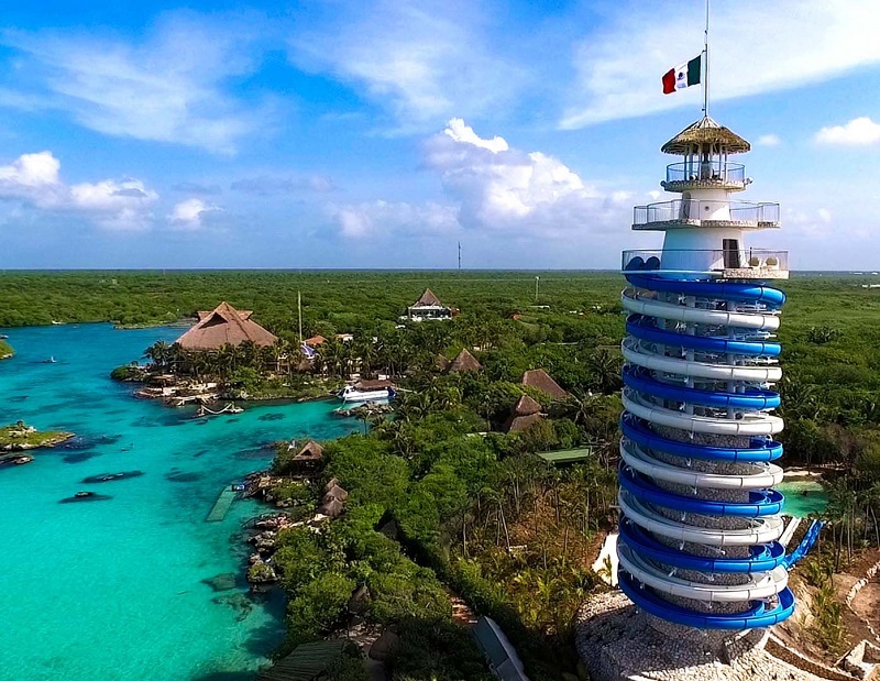 Farol Mirante no Parque Xel-Há em Cancún