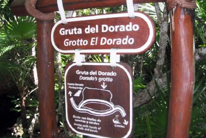 Gruta del Dorado no Parque Xel-Há em Cancún