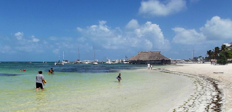 Las Perlas Beach in Cancun