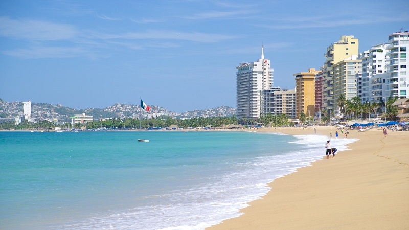 Playa La Condesa en Acapulco