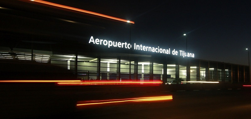 Fachada del Aeropuerto Internacional de Tijuana