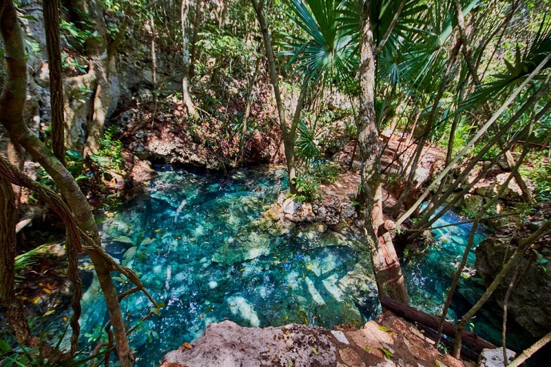 Passeio pelo Cenote Azul 